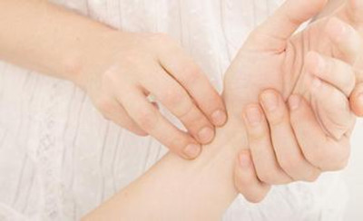 �人���ư����ԭ������Щ